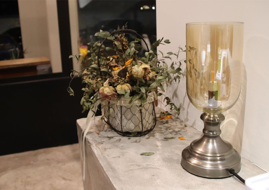 D-Bud decor table lamp — view 1